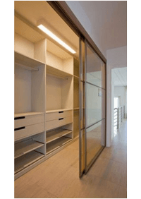 Линейная гардеробная комната с дверями купе Сызрань